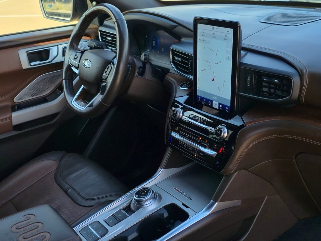 Used 2021 Ford Explorer King Ranch w/ Premium Technology Package RWD image 33