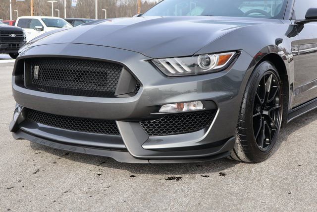 Used 2020 Ford Mustang Shelby GT350 w/ Technology Package image 19