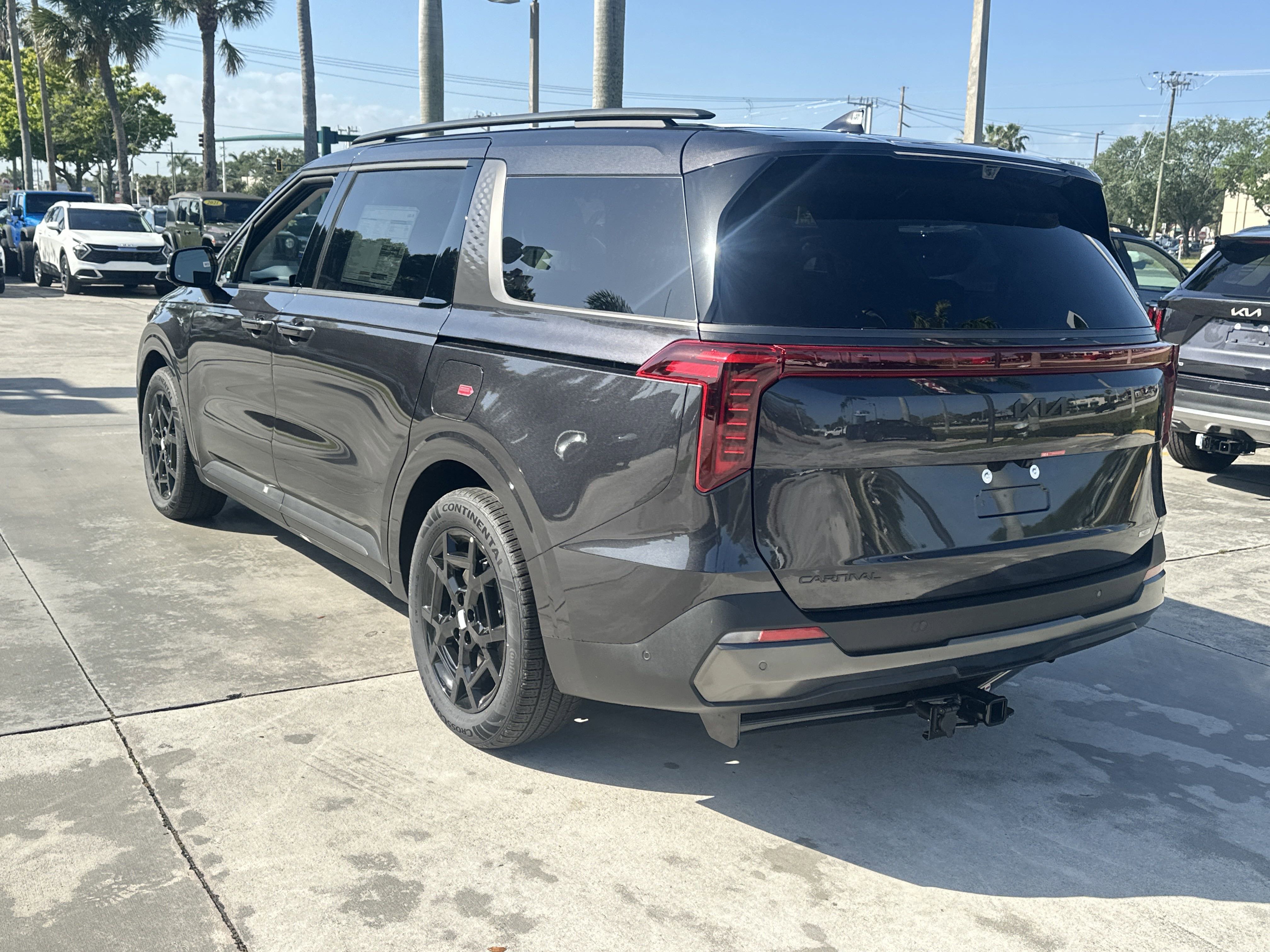 New 2025 Kia Carnival SX Prestige image 8