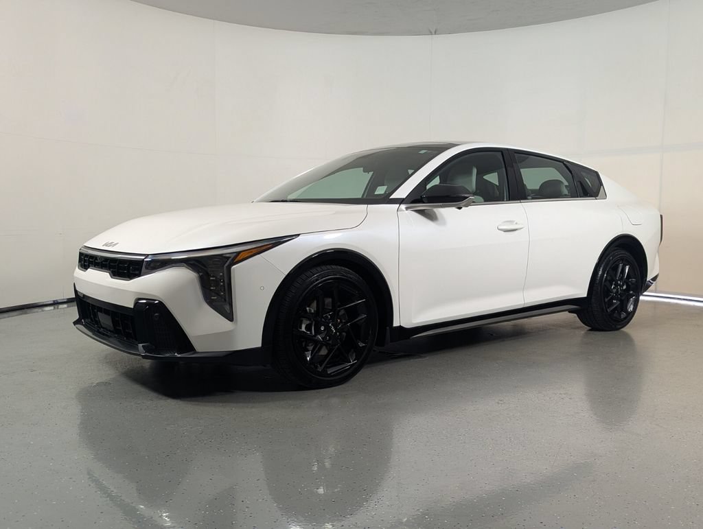 Used 2025 Kia K4 GT-Line Turbo FWD image 3