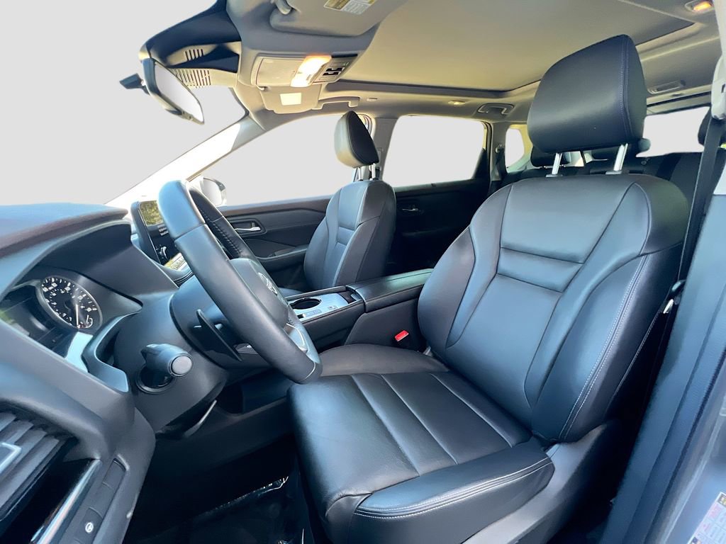 Used 2023 Nissan Rogue SL w/ SL Premium Package FWD image 21