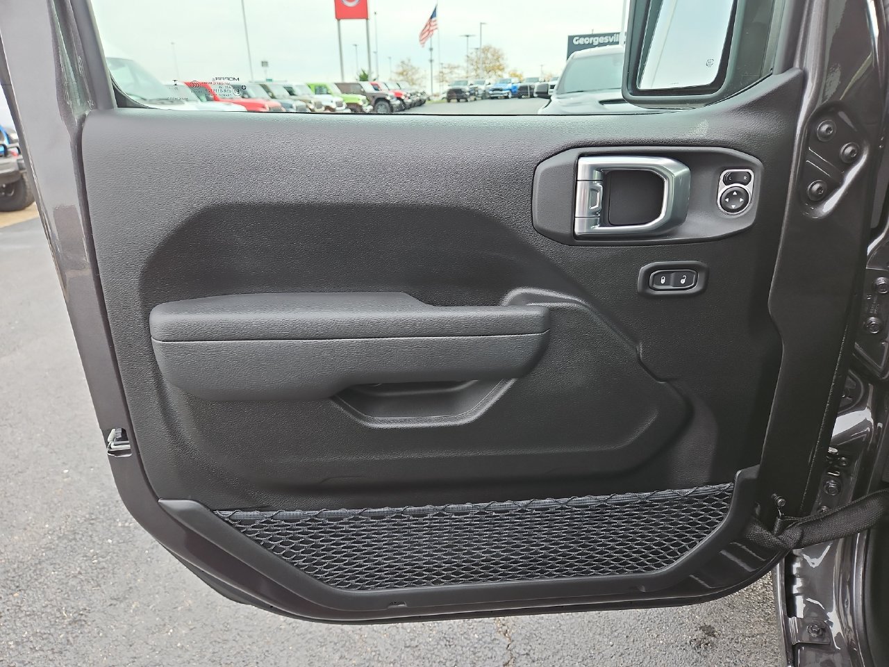 New 2026 Jeep Gladiator Sport AWD/4WD image 18