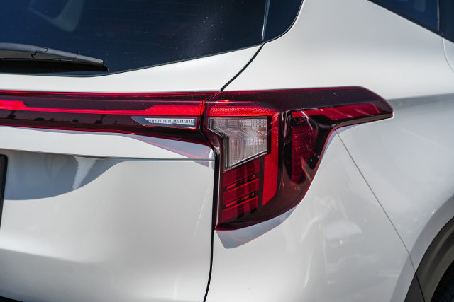 Used 2025 Kia Seltos S FWD image 10