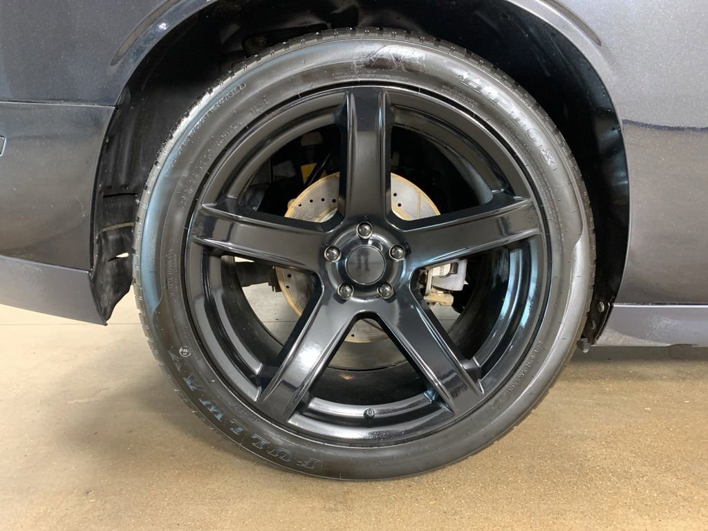 Used 2015 Dodge Challenger R/T Plus RWD image 30