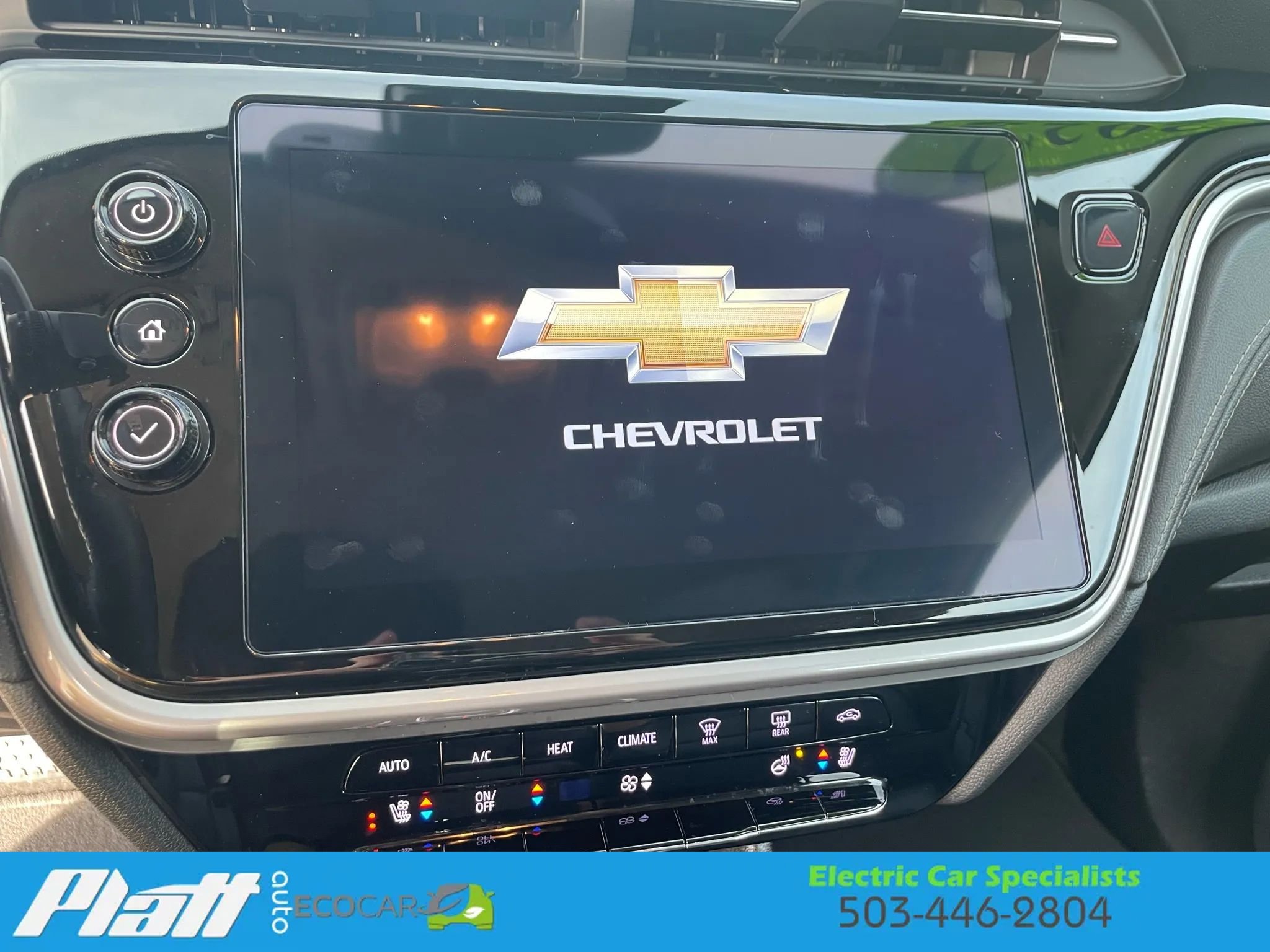 Used 2022 Chevrolet Bolt EUV LT w/ Convenience Package image 27