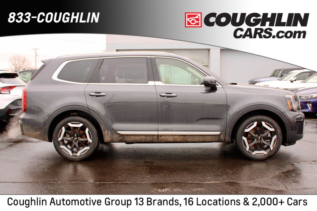 New 2024 Kia Telluride S w/ S Sunroof Package