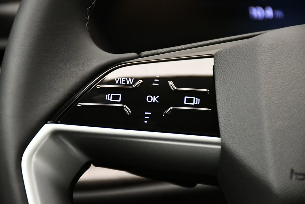 Used 2025 Audi Q5 Premium w/ Convenience Package image 22