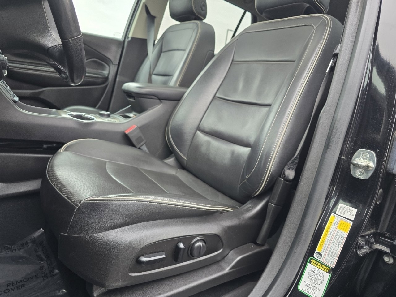 Used 2019 GMC Terrain Denali w/ Advanced Safety Package image 27