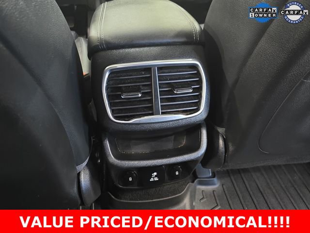 Used 2020 Hyundai Santa Fe Limited image 16