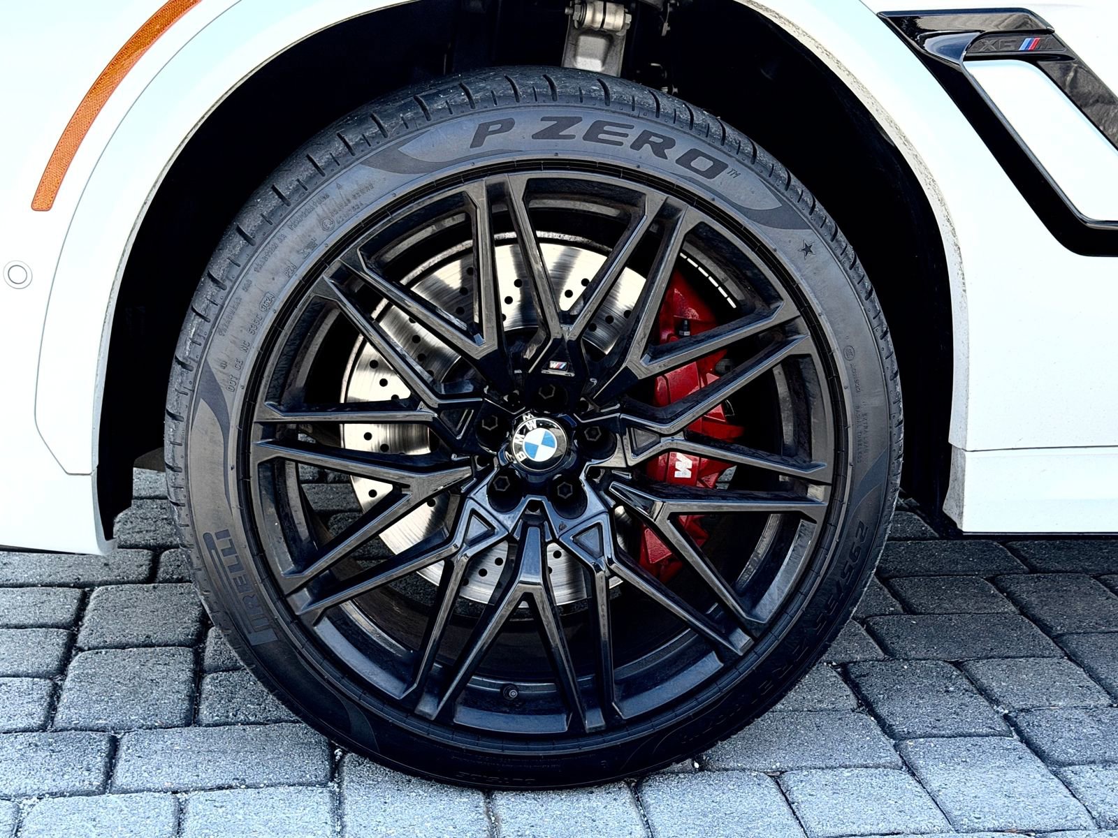 Used 2025 BMW X6 M Competition w/ Executive Package image 13