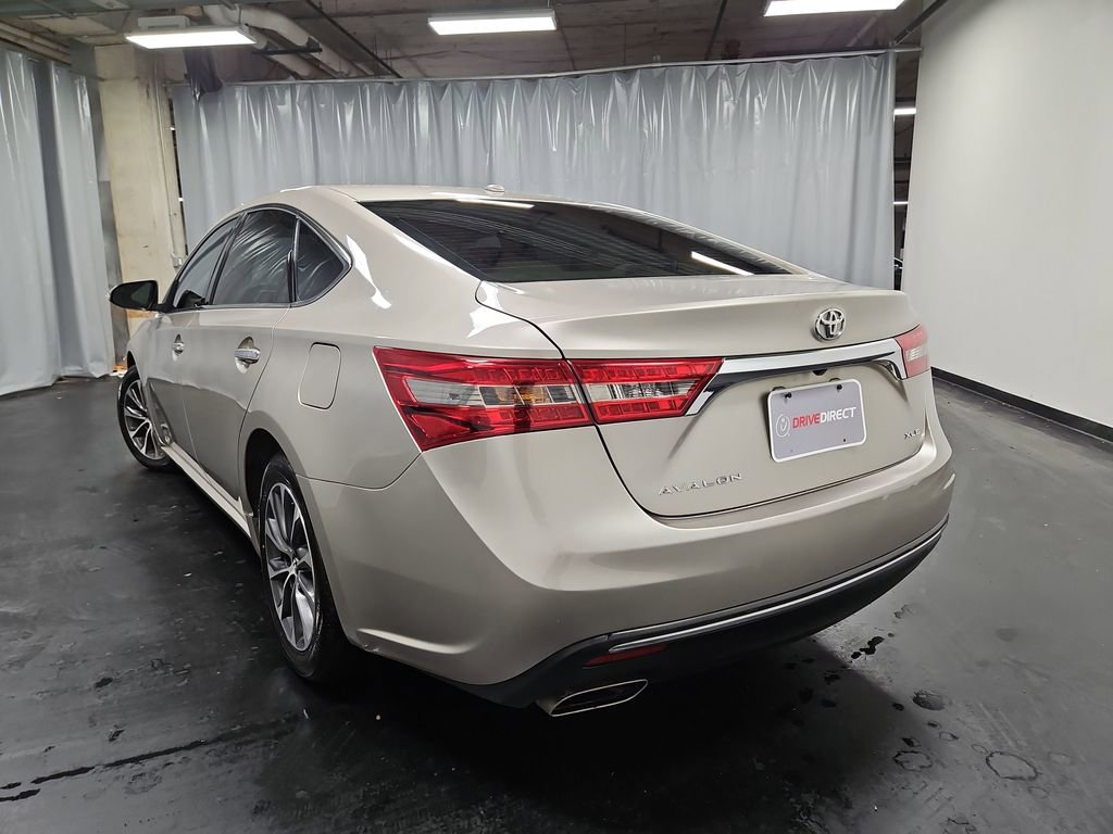Used 2016 Toyota Avalon XLE Premium image 6