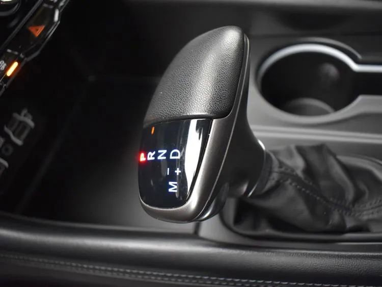 Used 2024 Dodge Durango SXT image 33