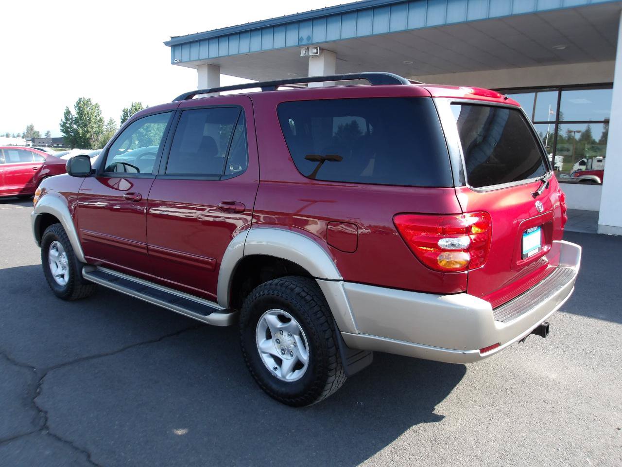 Used 2001 Toyota Sequoia SR5 AWD/4WD image 3