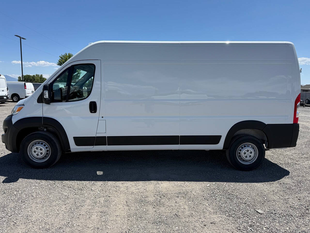 Used 2025 RAM ProMaster 2500 FWD image 6