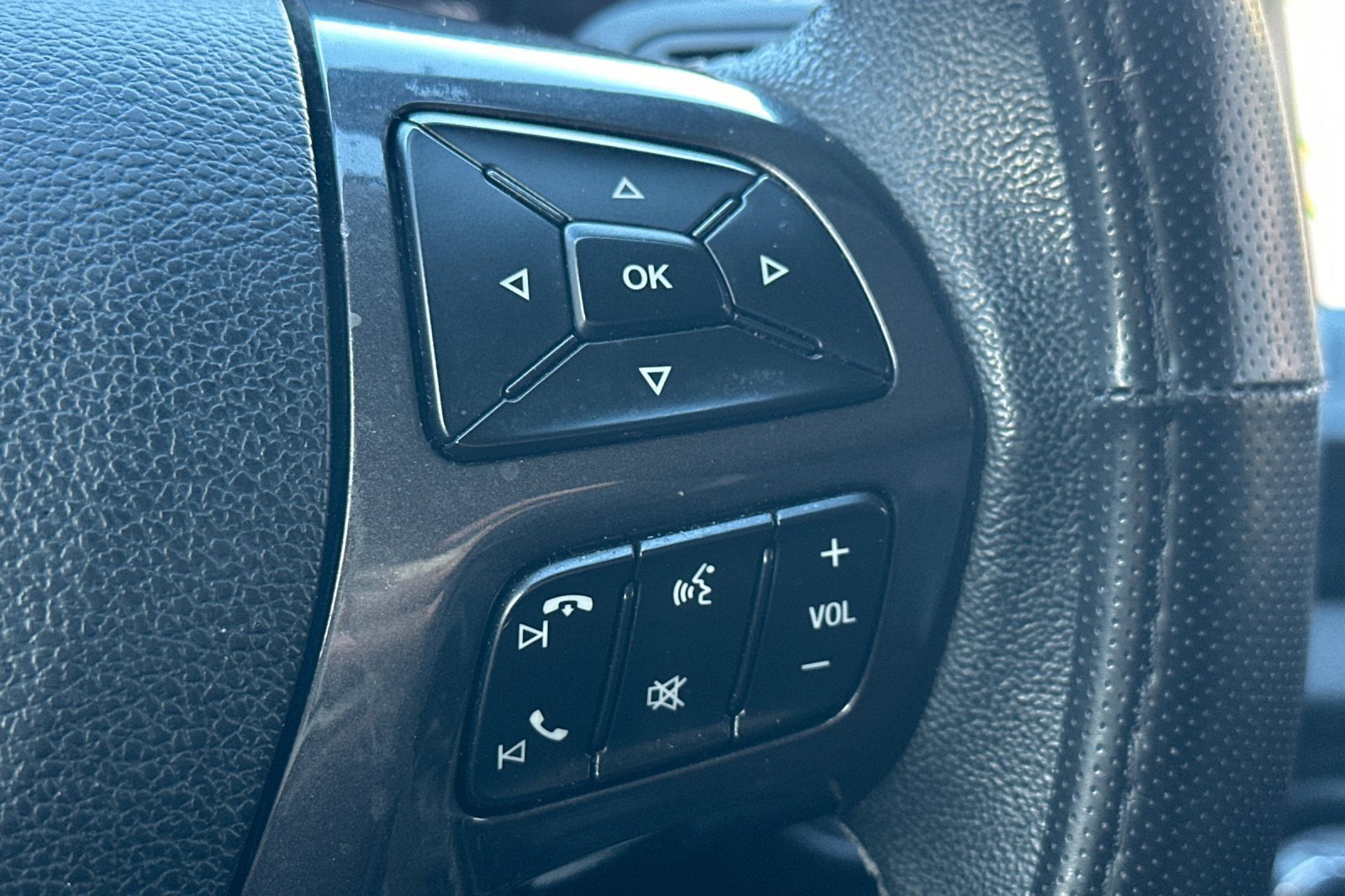 Used 2021 Ford Ranger Lariat w/ Equipment Group 501A High image 38