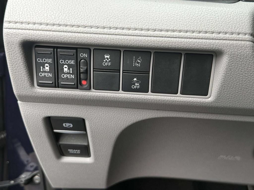 Used 2019 Honda Odyssey EX image 23