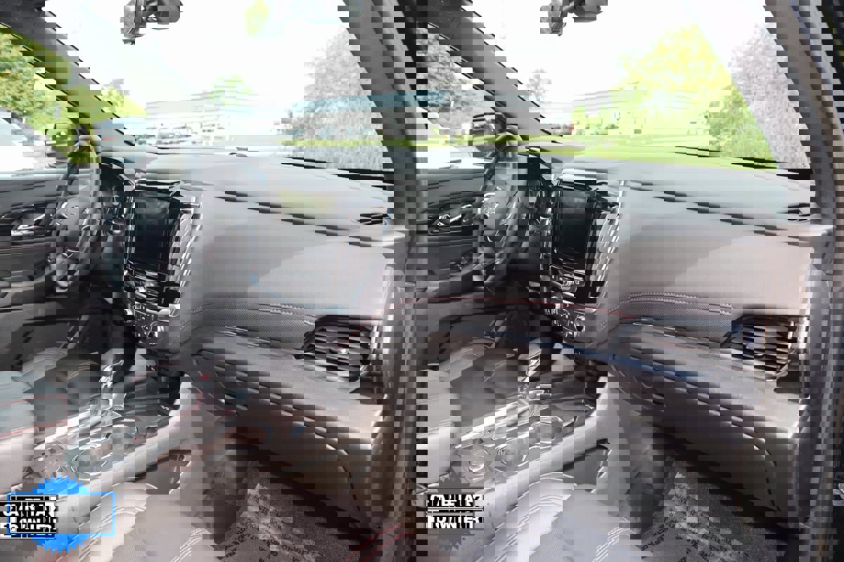 Used 2023 Chevrolet Traverse RS w/ LPO, Floor Liner Package image 54