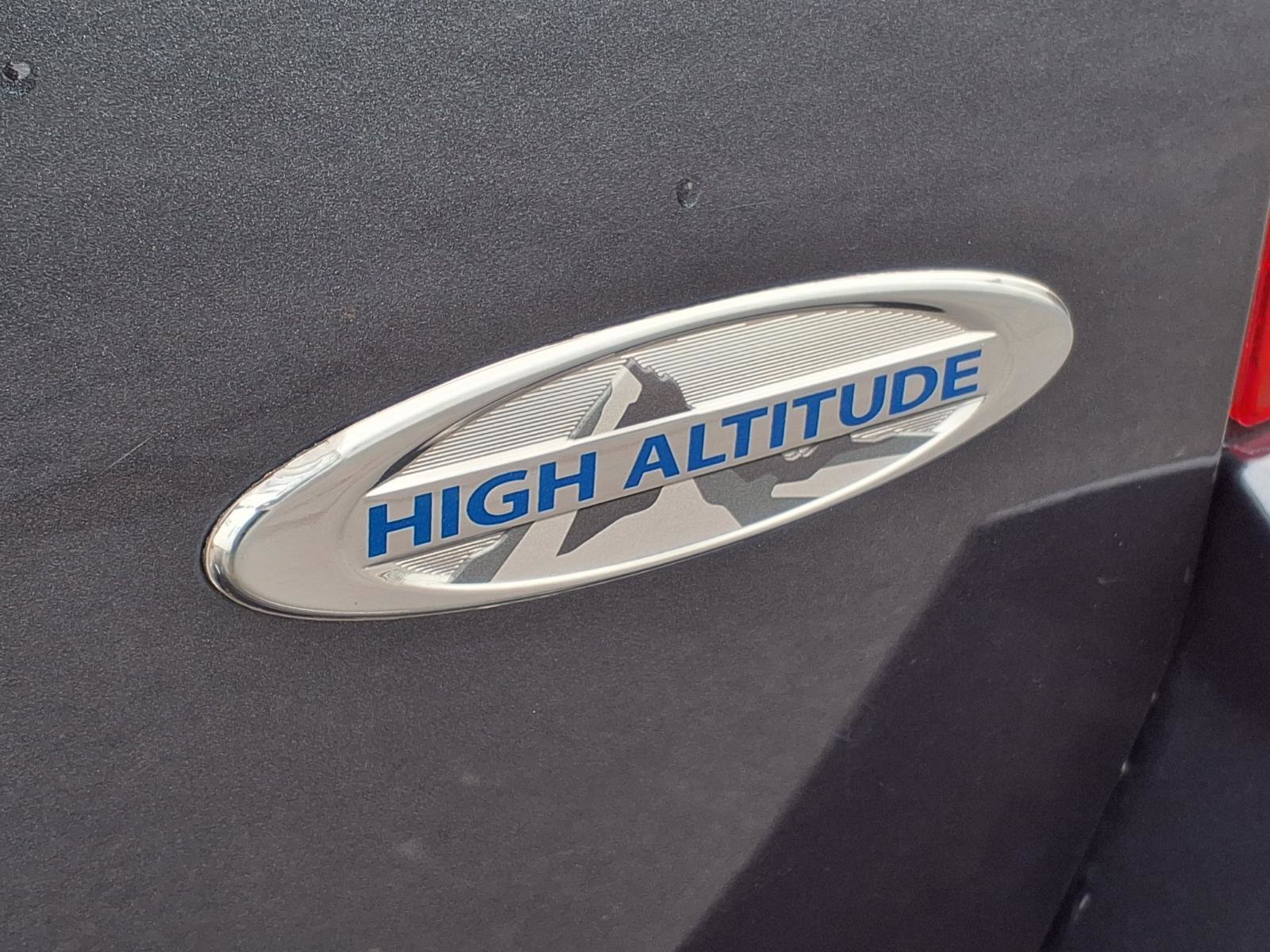 Used 2015 Jeep Compass High Altitude image 6