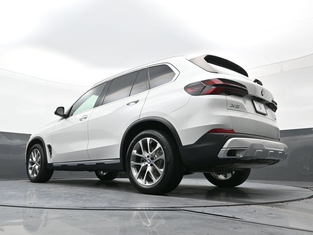 New 2026 BMW X5 xDrive40i AWD/4WD image 27