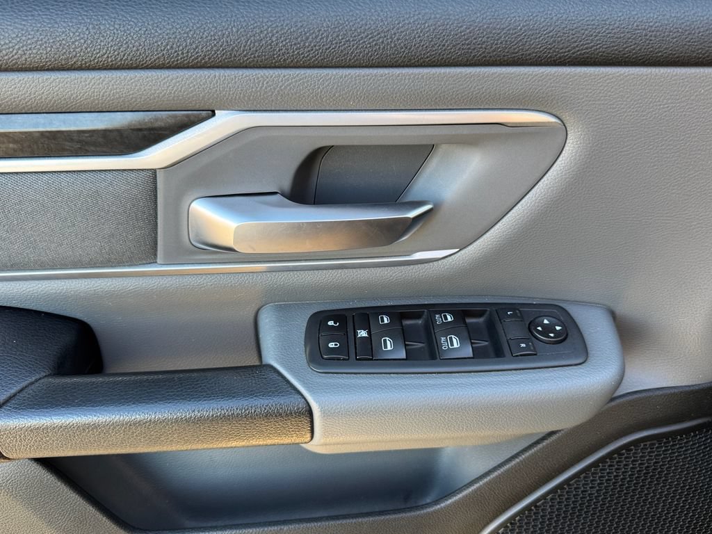 Used 2020 RAM 1500 Big Horn AWD/4WD image 12