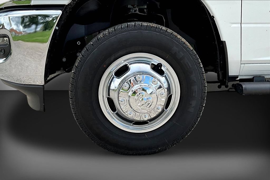 New 2026 RAM 3500 Tradesman AWD/4WD image 12