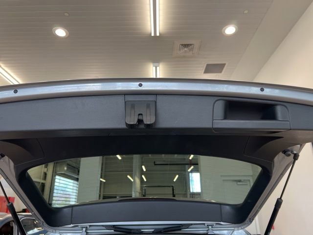 Used 2023 Volkswagen Tiguan SE w/ Panoramic Sunroof Package AWD/4WD image 19
