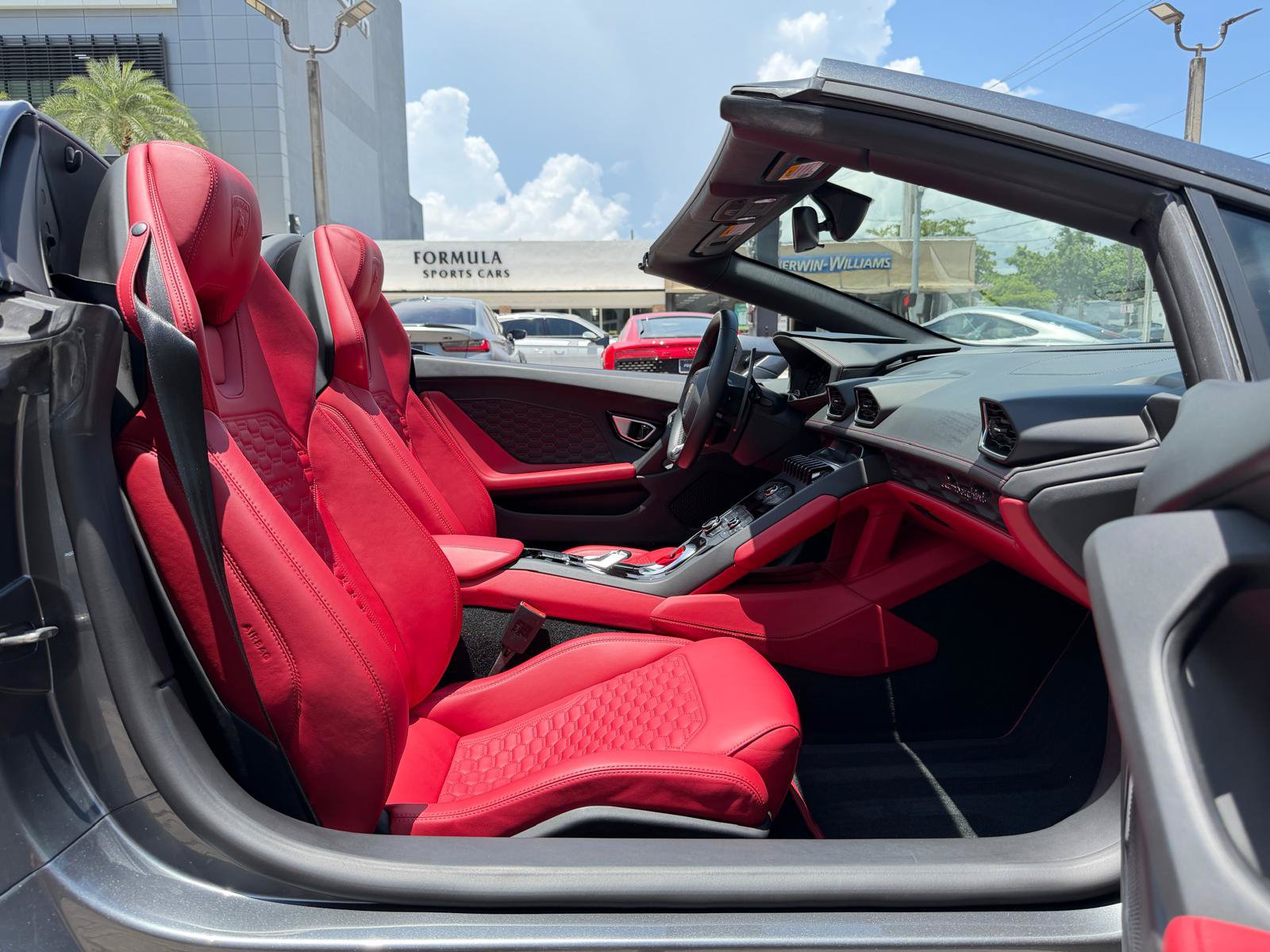 Used 2016 Lamborghini Huracan LP 610-4 AWD/4WD image 47