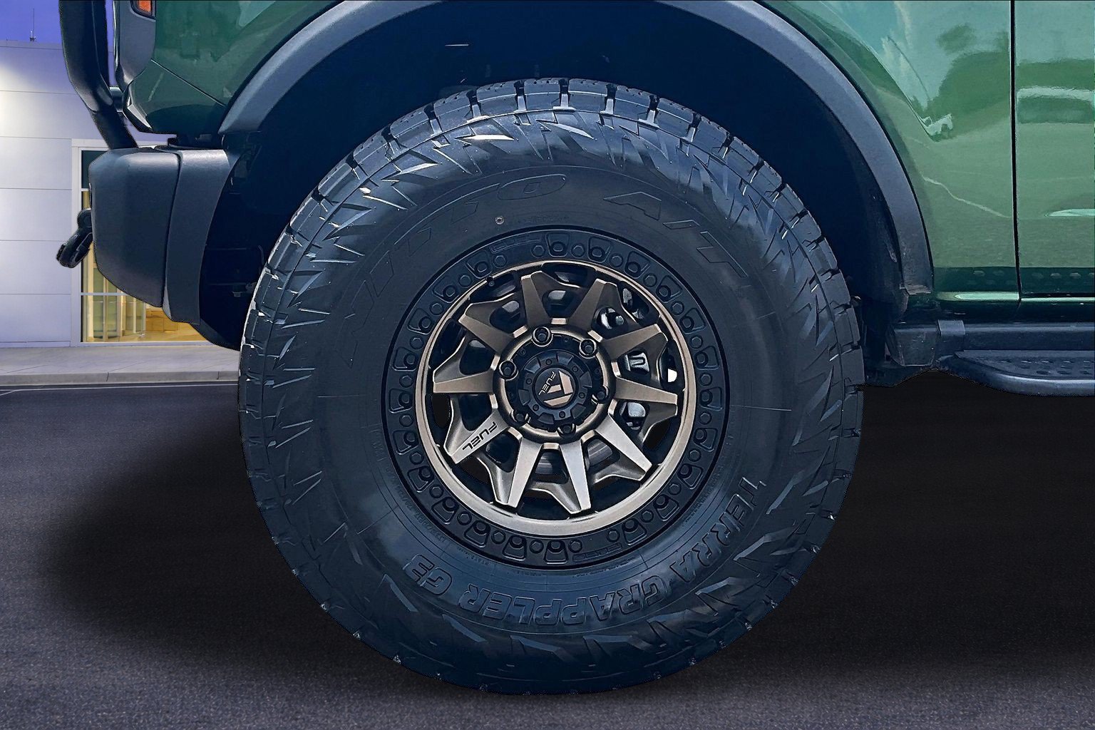 Used 2025 Ford Bronco Badlands AWD/4WD image 34
