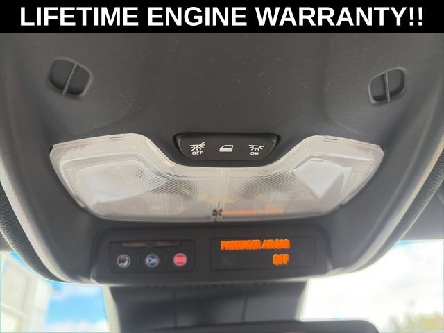 Used 2024 Chevrolet Colorado Z71 w/ Z71 Convenience Package 2 AWD/4WD image 23