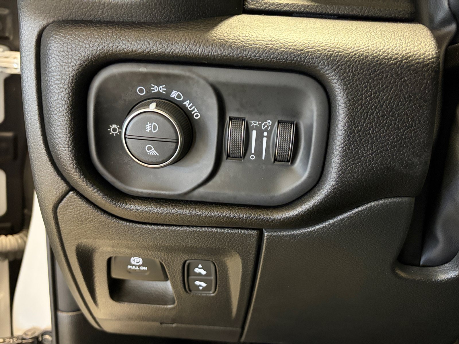 Used 2026 RAM 1500 Lone Star AWD/4WD image 20