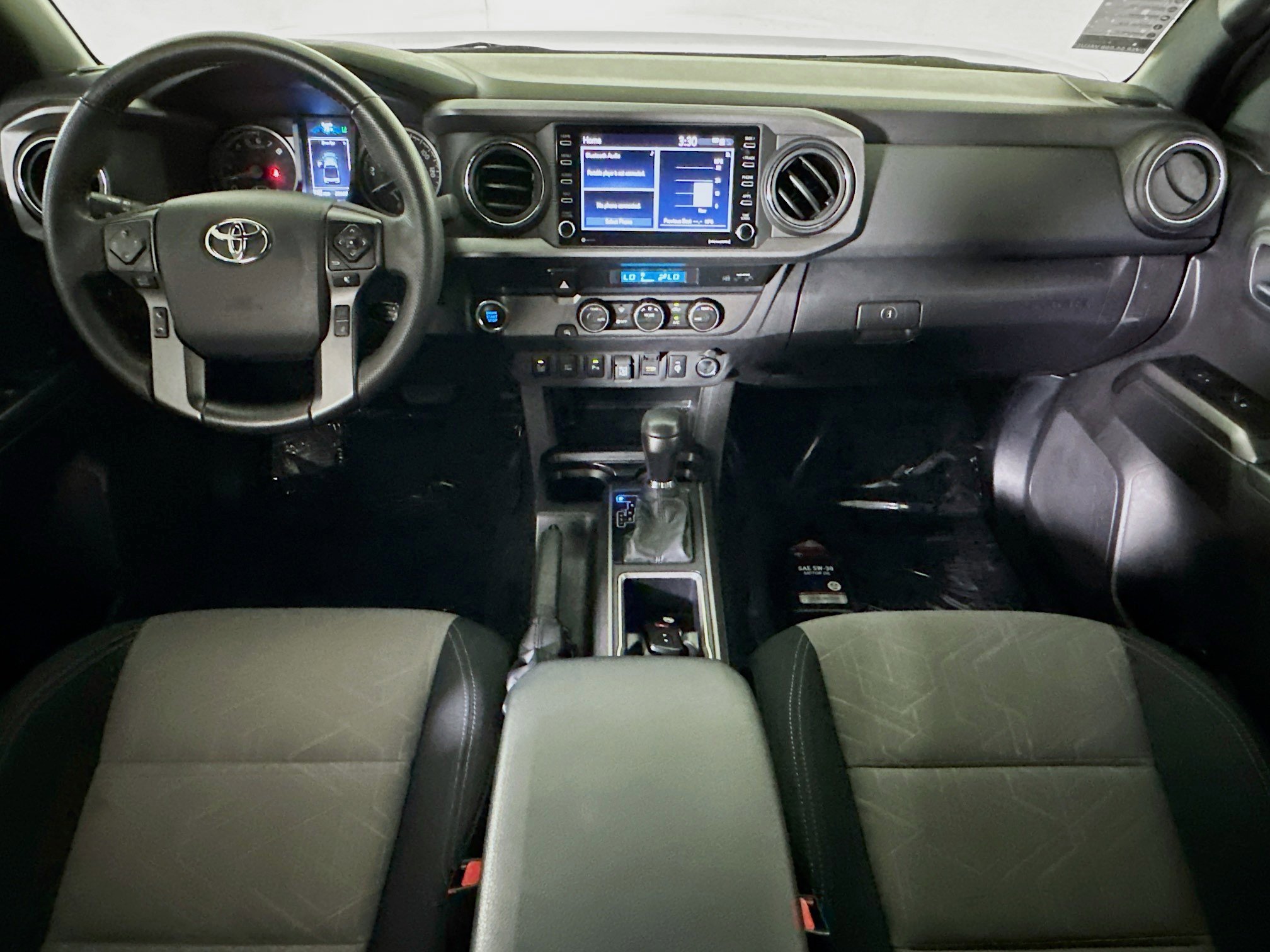 Used 2023 Toyota Tacoma TRD Off-Road w/ Technology Package image 27