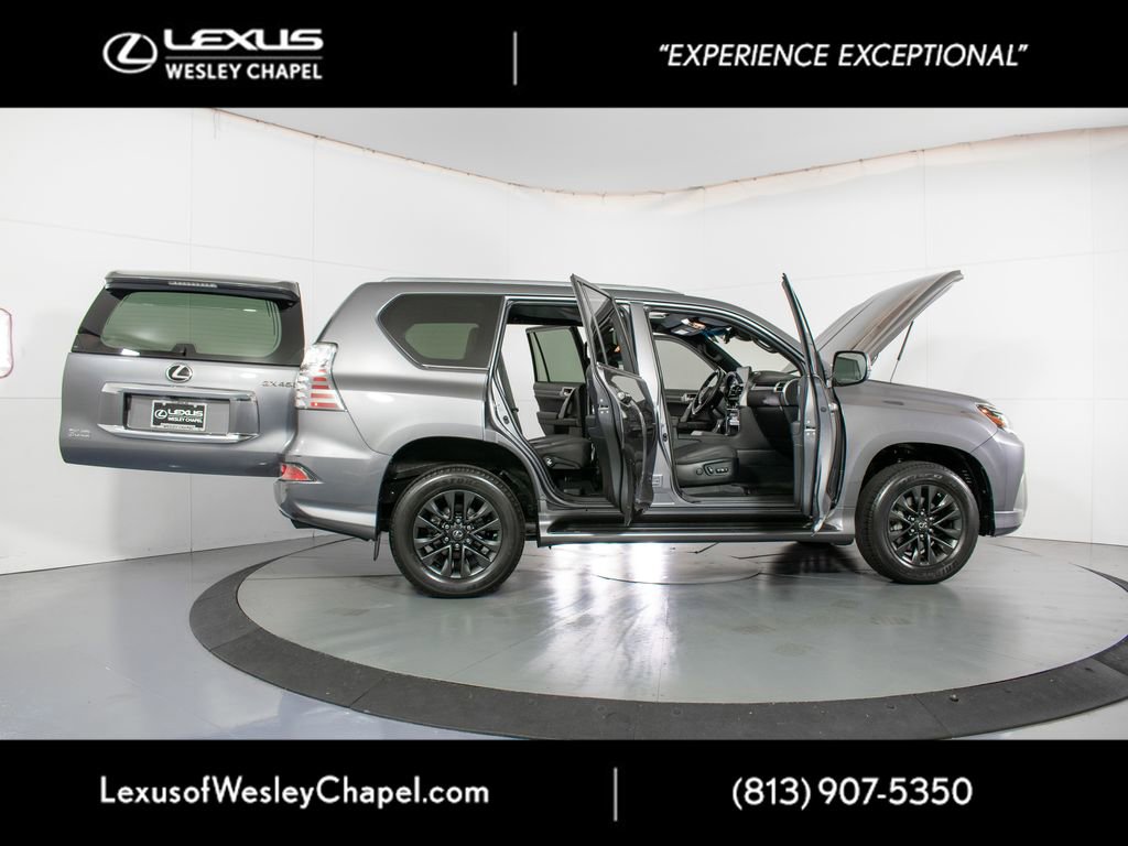 Used 2023 Lexus GX 460 Premium w/ Premium Package image 17