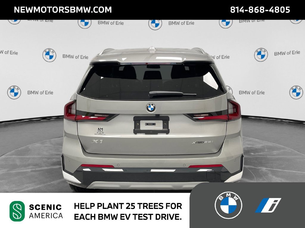 New 2027 BMW X1 xDrive28i AWD/4WD image 3