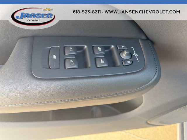 Used 2025 Volvo S60 B5 Core image 15