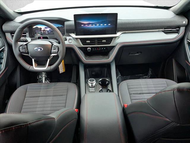 New 2026 Ford Explorer ST-Line w/ ST-Line Street Pack image 14