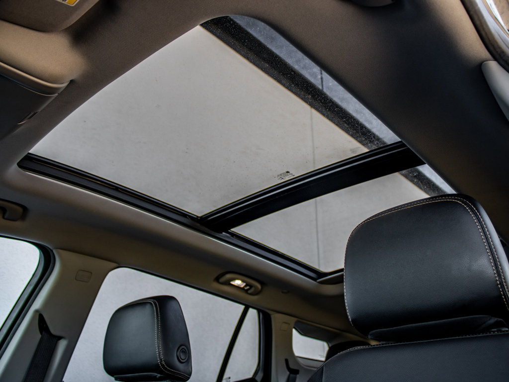 Used 2018 GMC Terrain SLT w/ Preferred Package image 24