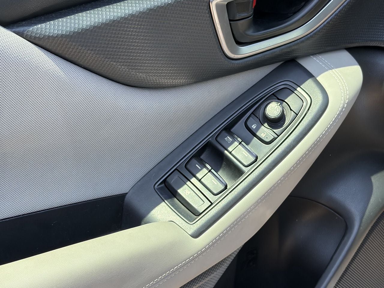 Used 2019 Subaru Forester AWD/4WD image 7