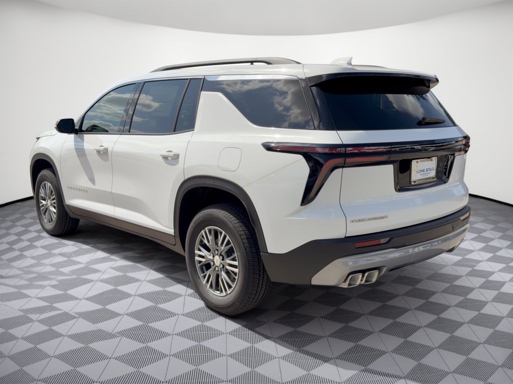 New 2027 Chevrolet Traverse LT FWD image 3