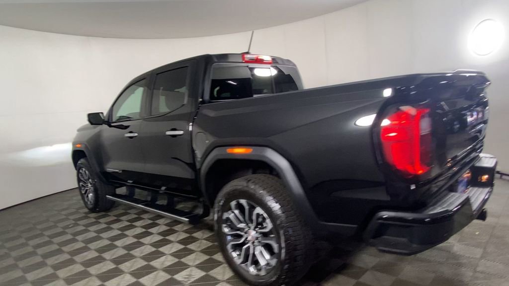 New 2026 GMC Canyon Denali image 9