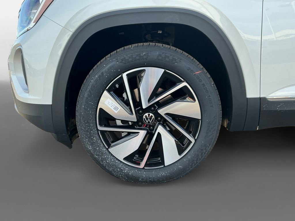 New 2026 Volkswagen Atlas SEL image 14