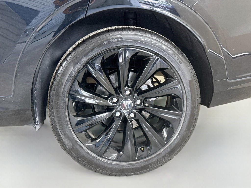 Used 2024 Buick Envista Sport Touring w/ Convenience I Package FWD image 36