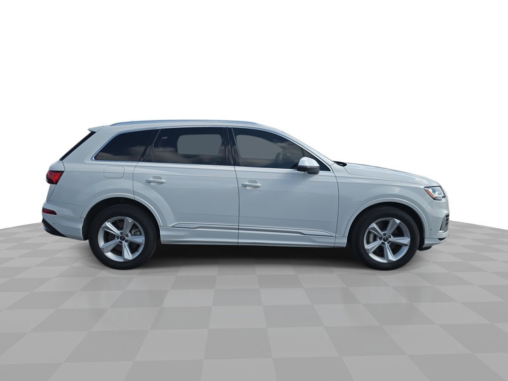 Used 2021 Audi Q7 3.0T Premium AWD/4WD image 9