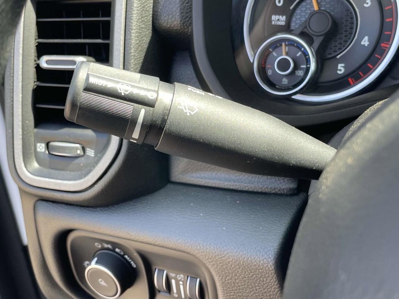 Used 2020 RAM 3500 Tradesman w/ Chrome Appearance Group image 27