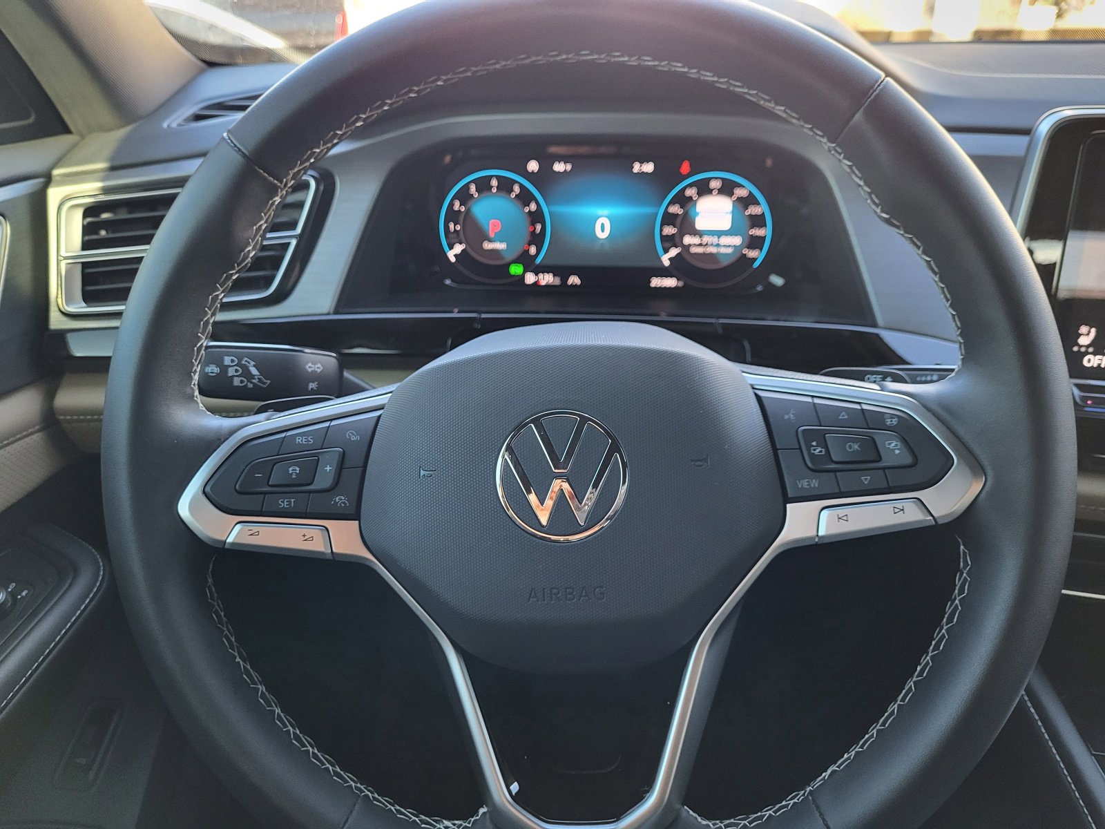 Used 2024 Volkswagen Atlas Cross Sport SE image 9