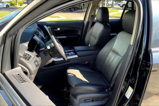 Used 2014 Ford Edge Sport w/ Driver Entry Package AWD/4WD image 25