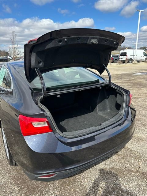 Used 2023 Chevrolet Malibu LT FWD image 12