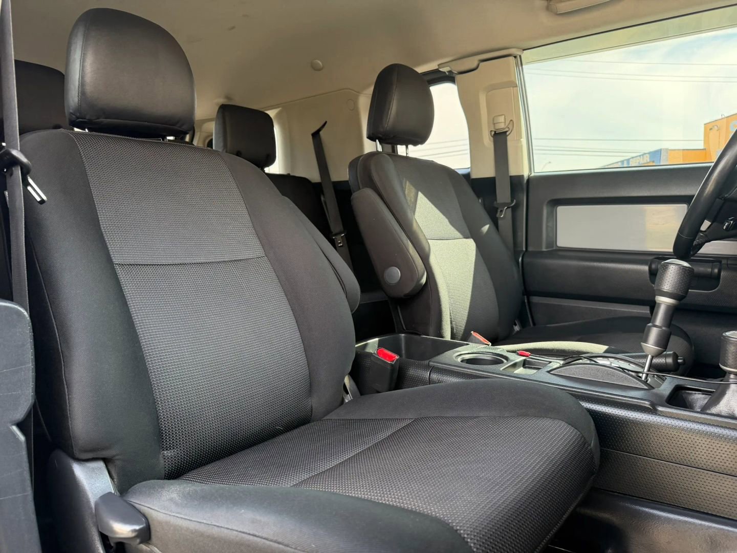 Used 2014 Toyota FJ Cruiser 4WD w/ Upgrade Package image 16