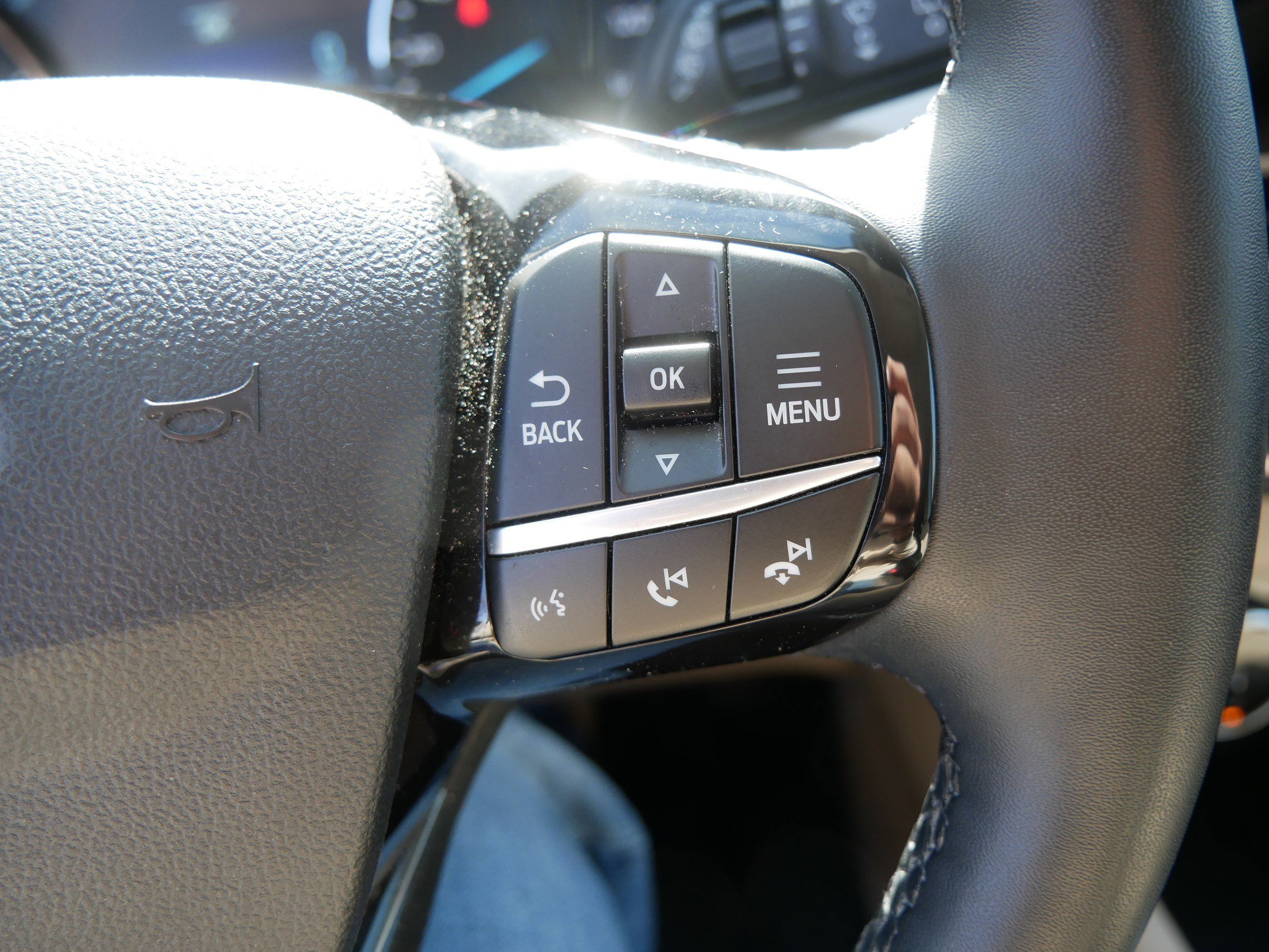 Certified 2022 Ford Escape SEL AWD/4WD image 29