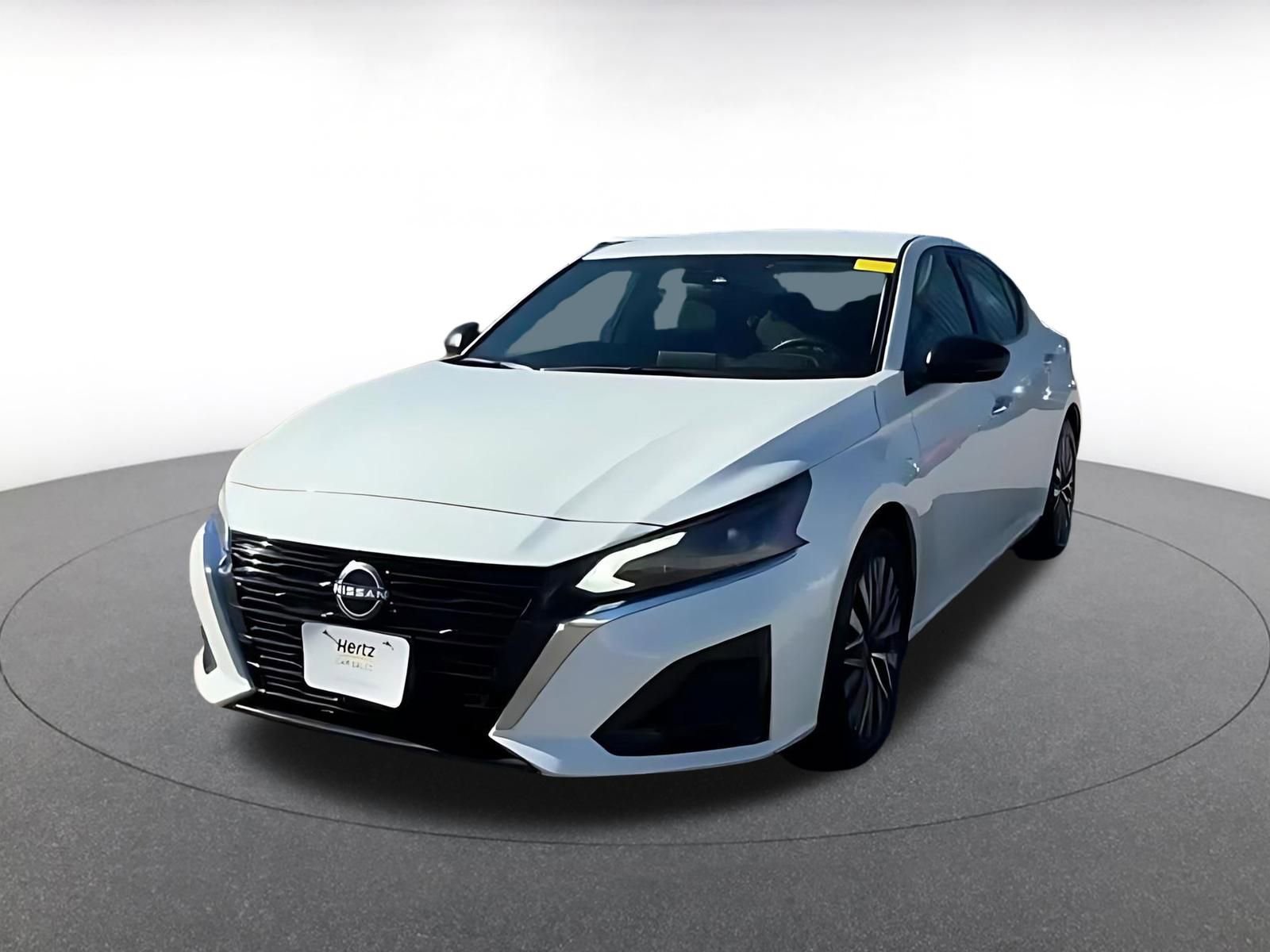 Used 2025 Nissan Altima 2.5 SV image 7