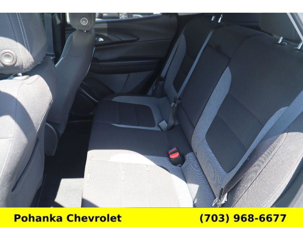 Certified 2025 Chevrolet TrailBlazer LT w/ Convenience Package FWD image 28